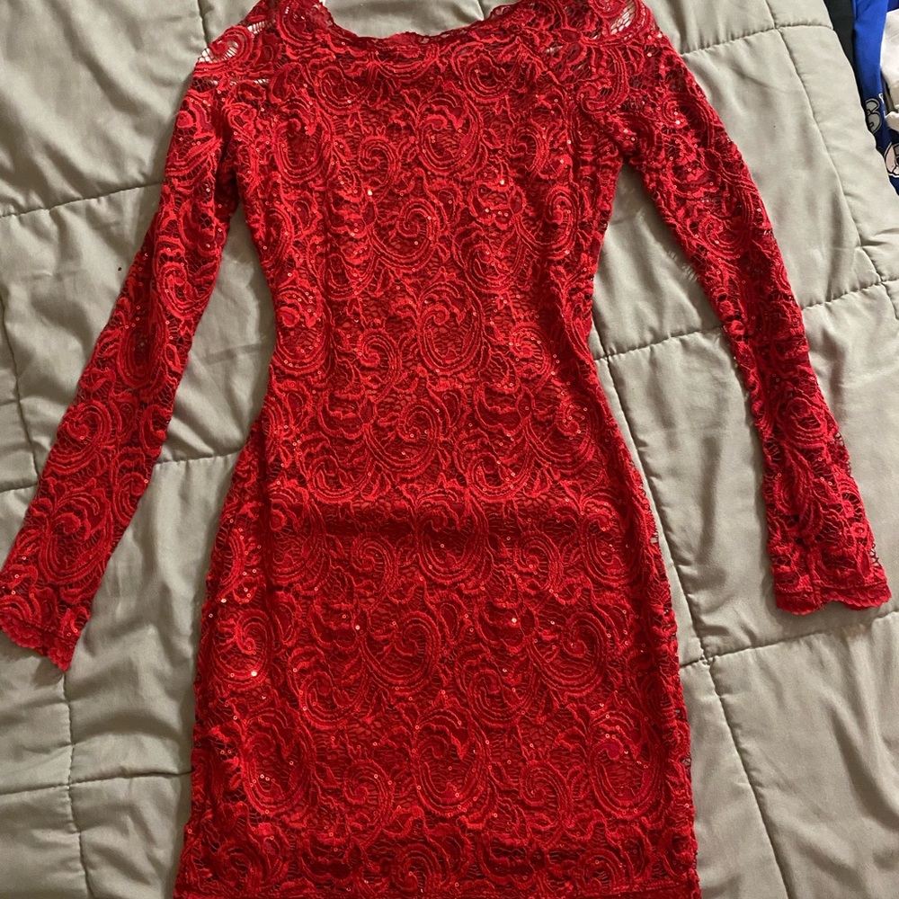 Red Dress - Picture 2 of 2
